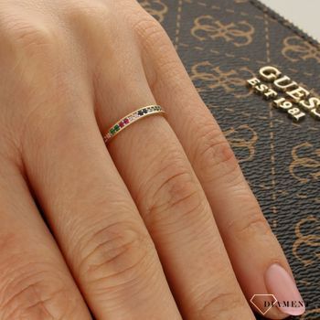 Złoty pierścionek obrączka z kolorowymi cyrkoniami PI 5785A. Złoty pierścionek z kolorowymi cyrkoniami. Złoty pierścionek z drob (1).jpg